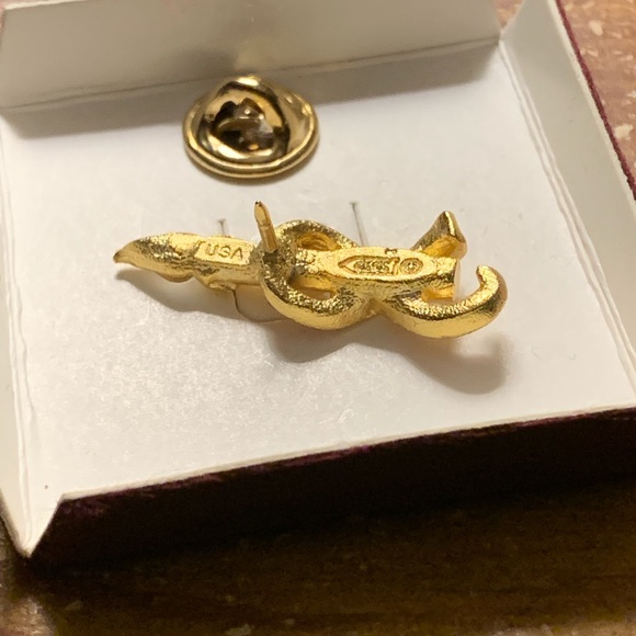 NWOT 1997 Seraphim Classics Hope in The Light Pin - Picture 8 of 11